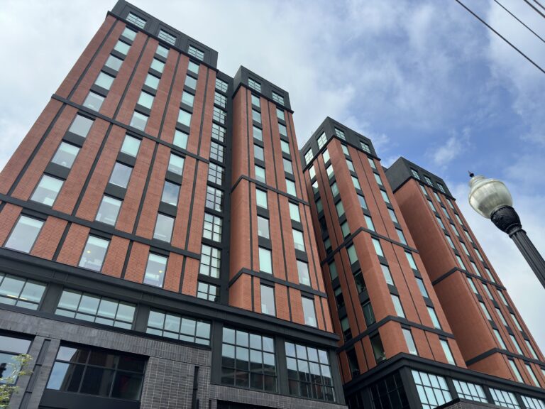 Oliv Core Signature: A Triumph of Innovation and Design at the 2024 EIFS Excellence Awards
